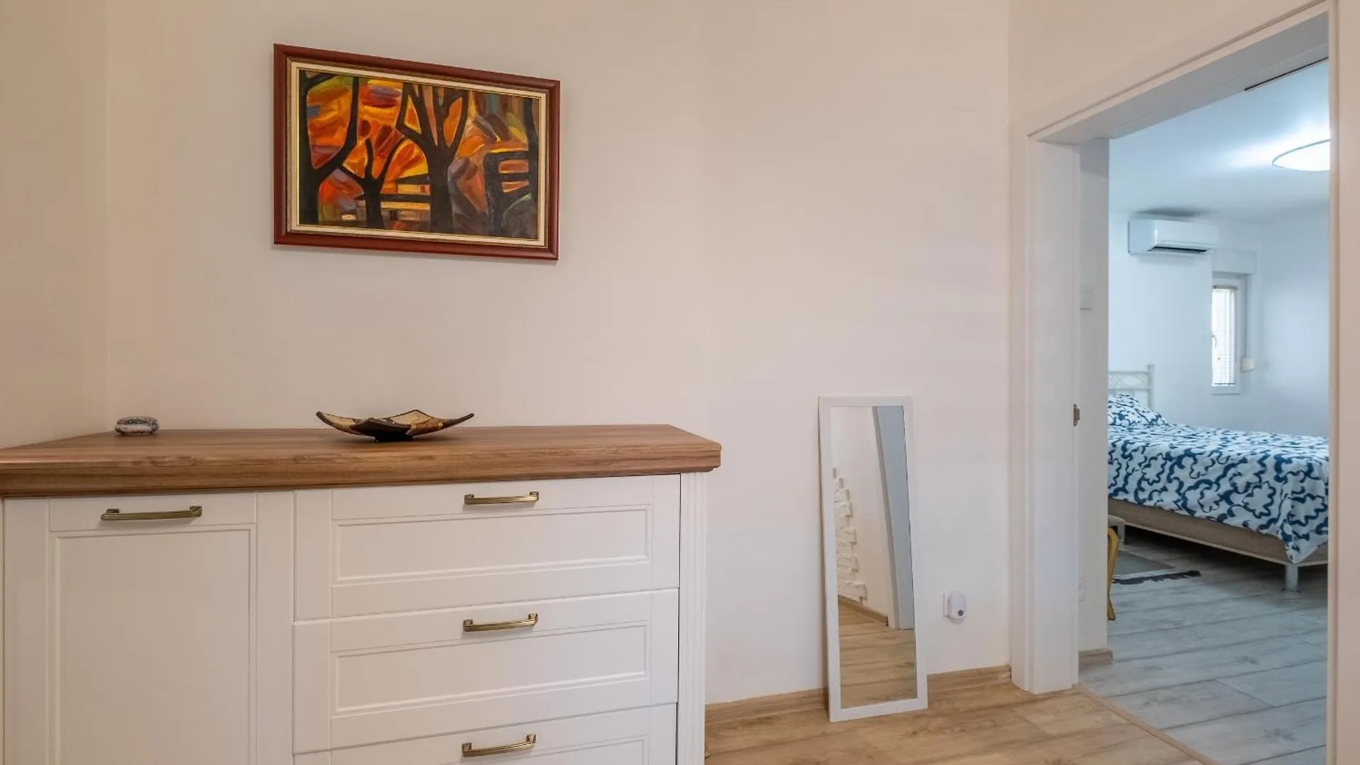 Family-Friendly Place Steps From Mall Of Sofia Apartman